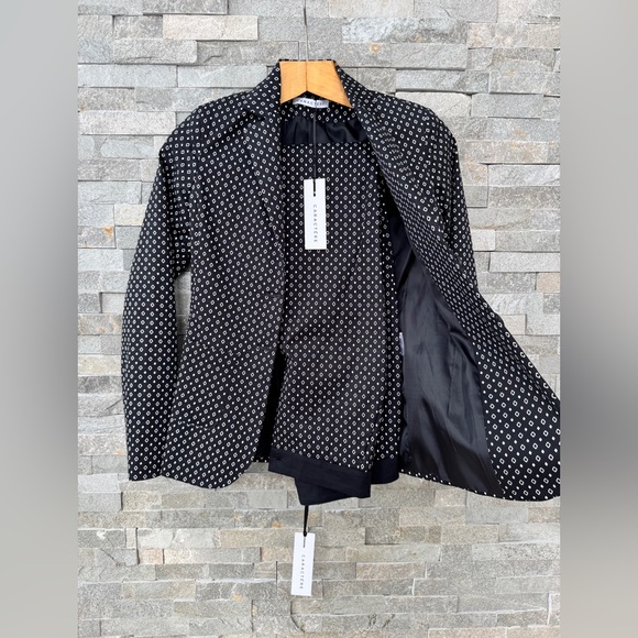 Ter De Caractere Black and White Blazer and Pant Suit Set 2 - Picture 14 of 15